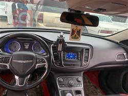 Chrysler 200